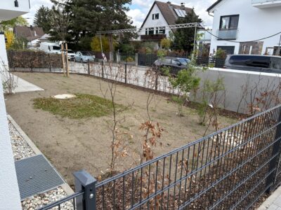 3 Zimmer Dachgeschosswohnung mit Süd/West Balkon - Außenansicht (2819)
