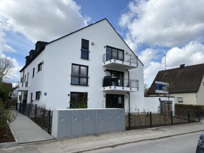 3 Zimmer Dachgeschosswohnung mit Süd/West Balkon - Außenansicht (2818)